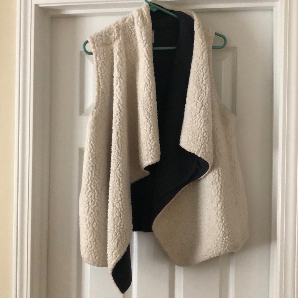 Reversible Sherpa wool vest